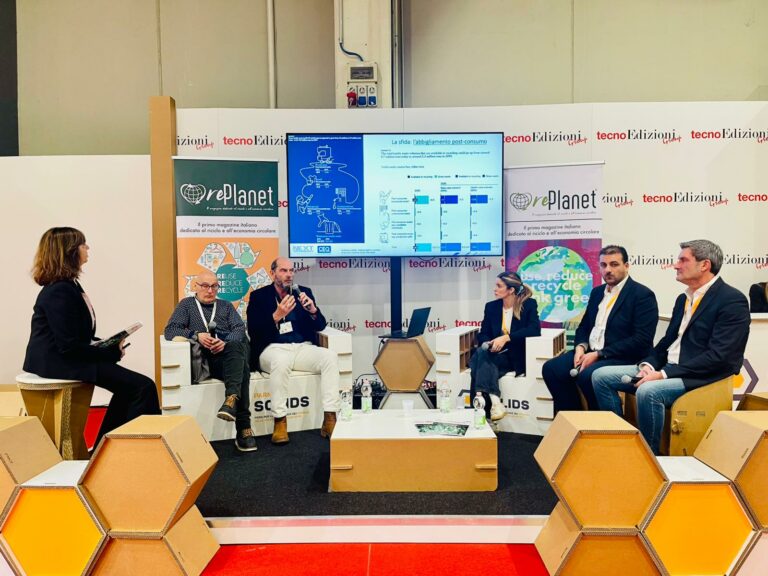 Il futuro della filiera tessile protagonista alla fiera internazionale Solids Parma