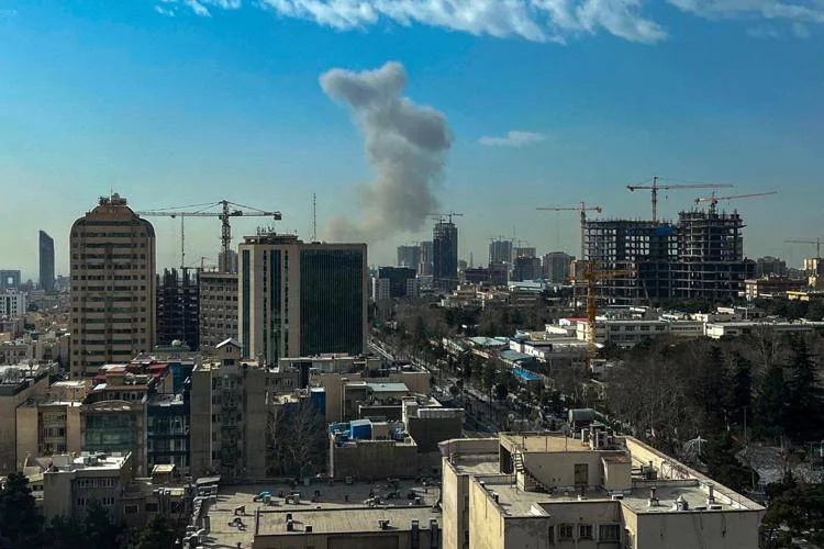 Usa e Israele attaccano l’Iran