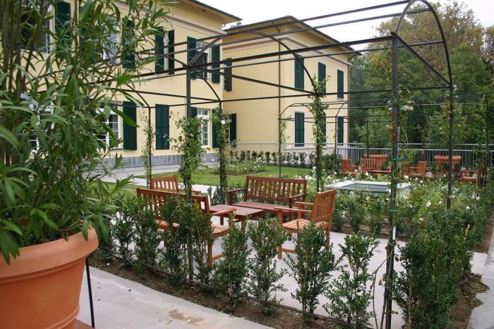 Al via il nuovo ciclo di arteterapia all’Hospice di Lucca: un supporto emotivo e psicologico    