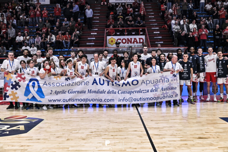 Torna l’appuntamento con il “Basket Blue Day”