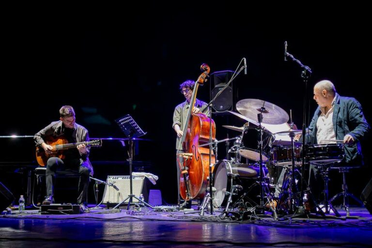 Tra sospensione e intimità: il doppio viaggio sonoro di MetJazz