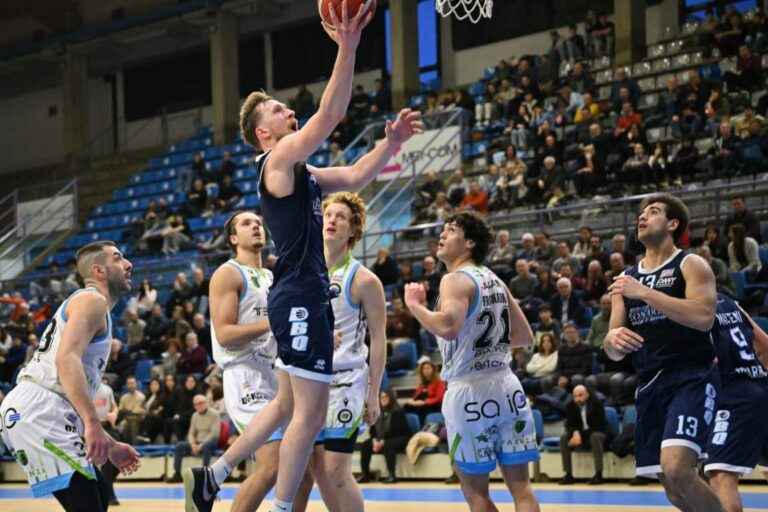 Dany Basket, Nocera espugna il Palacarrara: 92-84