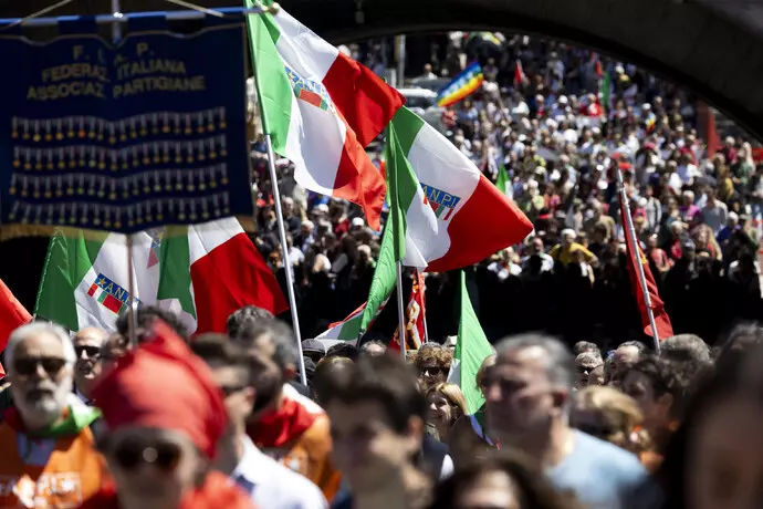 Spari sul 25 aprile a Roma, feriti due attivisti dell’Anpi