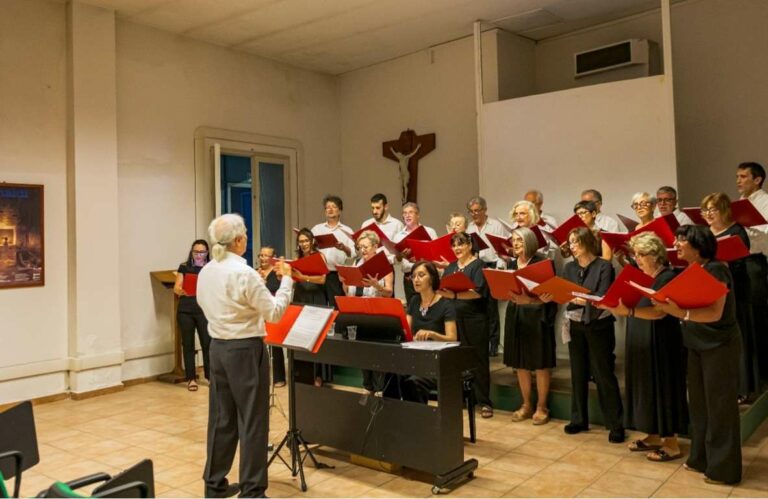 “Autrici ed Eroine”: un percorso nella musica al femminile con il Coro Città di Pistoia