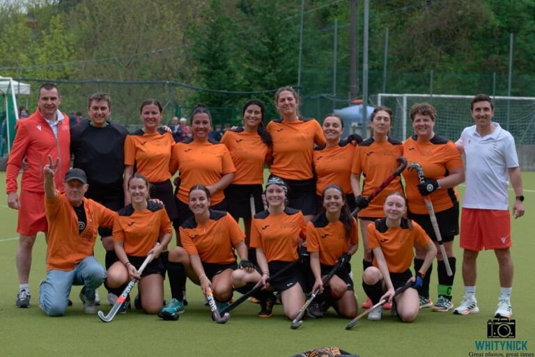 Le ragazze della Del Pinto e Associati Pistoia Hockey battono Genova nella I° di campionato