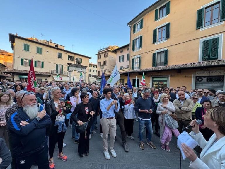 Stefania Nesi, ultima fermata in piazza della Sala: ‘portare Pistoia fuori dall’apatia’
