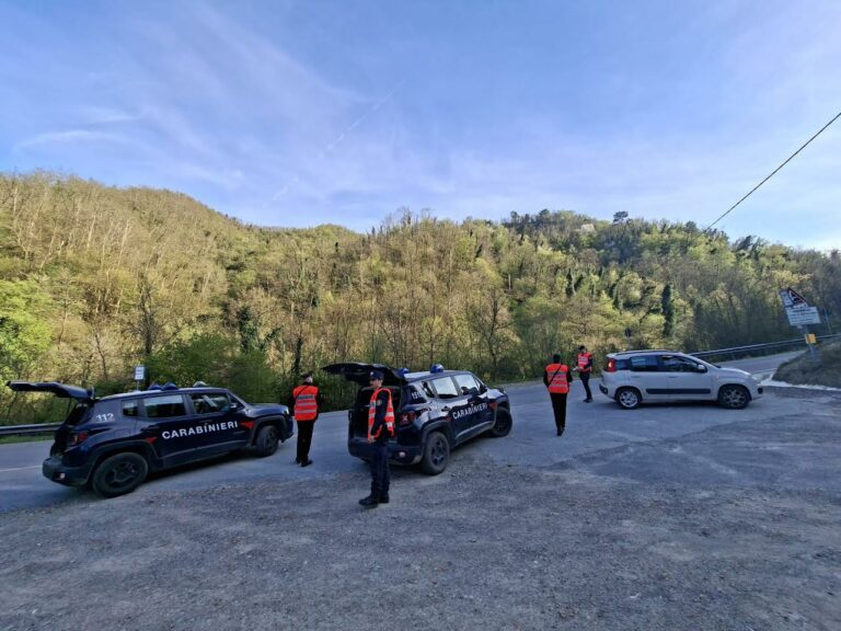 Controlli dei carabinieri nell’alta Val Bisenzio