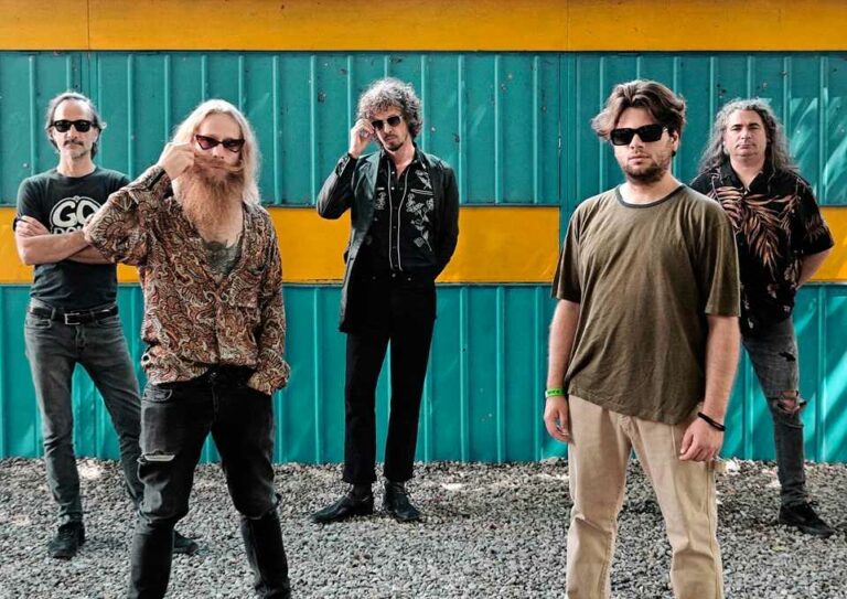 Gli Ananda Mida sul palco di Serravalle Rock