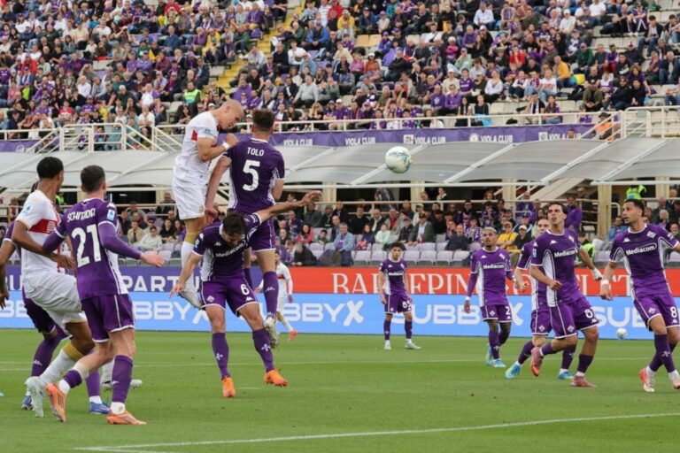 Fiorentina, un pareggio senza reti e senza gioco per un punto che vale la salvezza