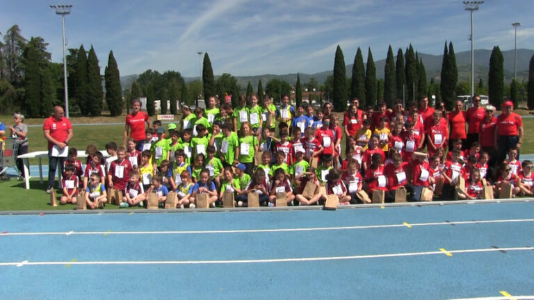 Atletica, gli Esordienti protagonisti al Campo scuola, oltre cento bambini in gara