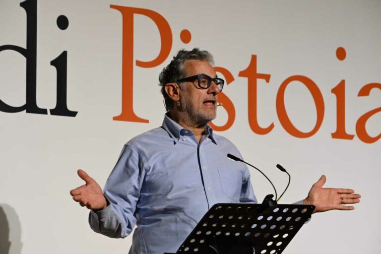 Corpi in divenire in un mondo artificiale: Vittorio Lingiardi apre i Dialoghi