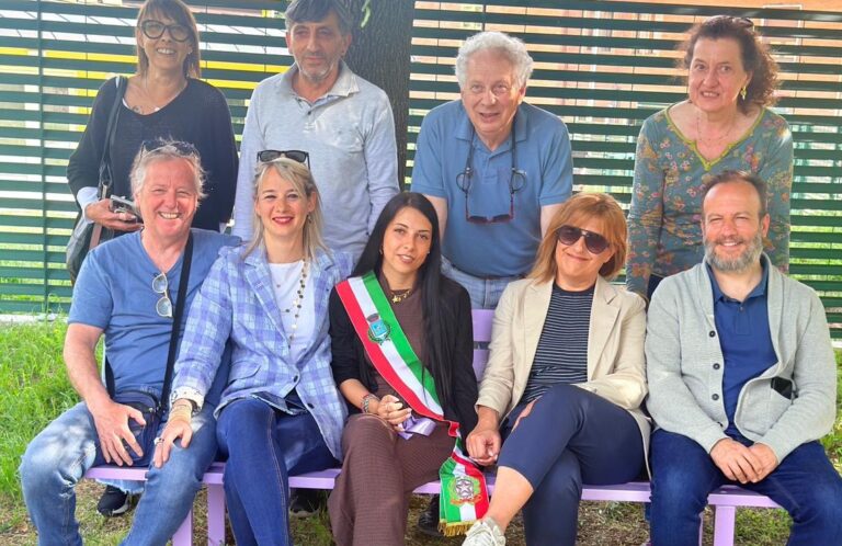 Vaiano, inaugurata la Panchina Lilla 