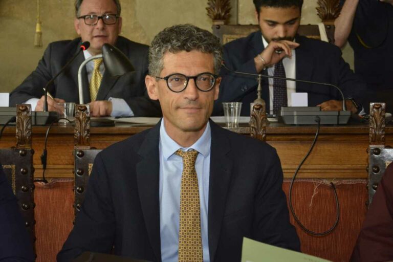 Il sindaco Capecchi in Consiglio comunale: “Pistoia laboratorio di partecipazione e di pace”