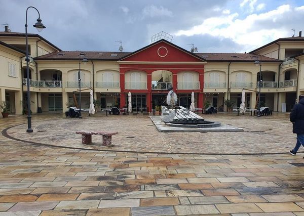 Sparatoria di Montignoso, arrestato un diciottenne