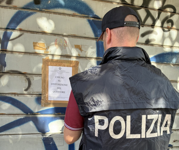 La Polizia sospende l’attività di un pubblico esercizio alla Bolognina