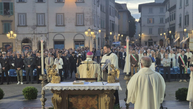 Oltre settecento pratesi al Corpus Domini 