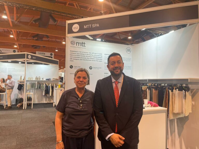 Tracciabilità e sostenibilità delle collezioni tessili: Manifattura Tessile Toscana al ‘Future Fabrics Expo’