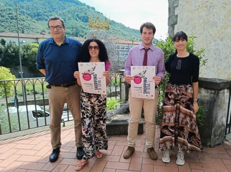 Pescia, a luglio tornano le aperture serali dei negozi