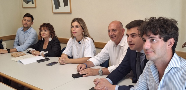 Tari e contributi all’affitto, l’affondo delle opposizioni contro il Sindaco
