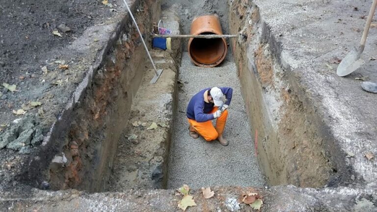 Lavori alla rete fognaria, cambia la viabilità in via di Bigiano e Castel dei Bovani, in via Lungo Stella e via di Lizzanello