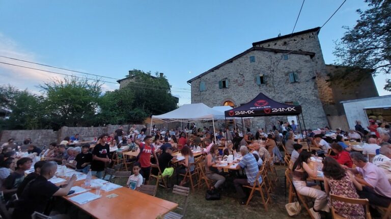 A Cereglio torna “Il Borgo va a Corte”: due giorni tra tradizioni, sapori e musica