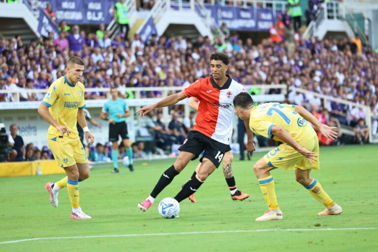 Fiorentina, un’altra pesante sconfitta (0-3) che rovina la festa del centenario