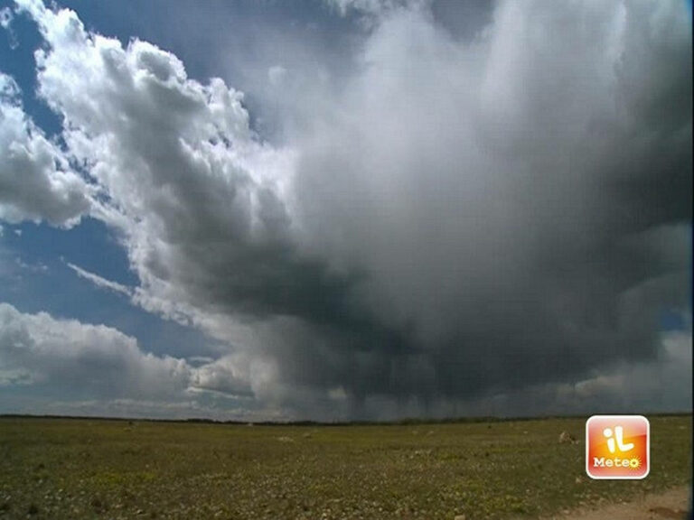 Meteo Bologna: oggi e domani poco nuvoloso