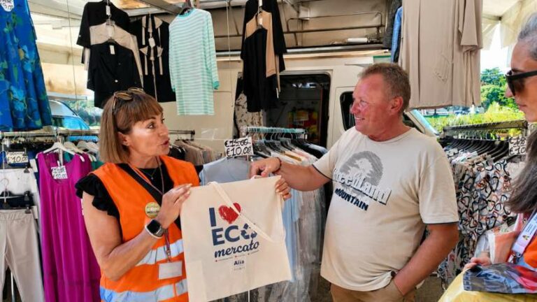 Mercati con più raccolta differenziata, promossa la sperimentazione delle Cascine