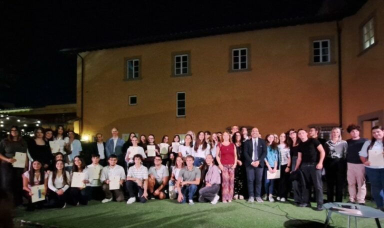 “Mi merito una festa”: premiati 168 studenti eccellenti