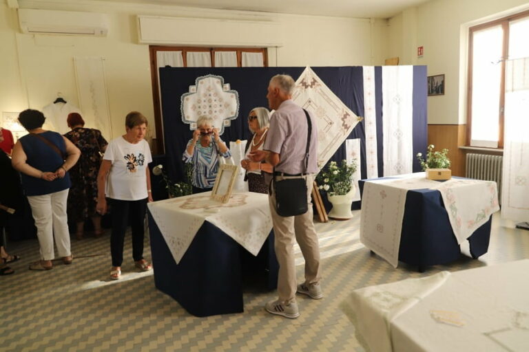 Il Club del Ricamo di Casale alla Fiera, tra tradizione e nuovi progetti