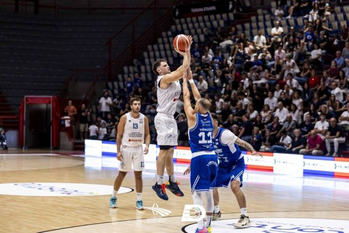 Dany Basket, la prima trasferta della stagione è a Napoli