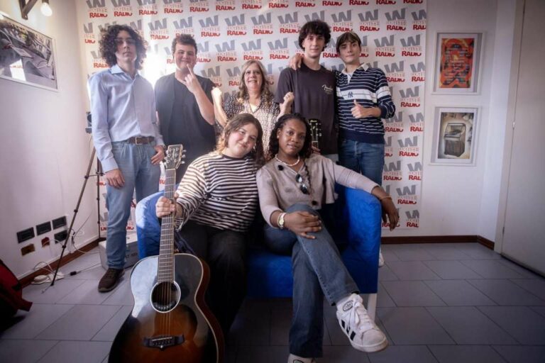 The Heaters, la carica esplosiva di sei giovanissimi musicisti pistoiesi