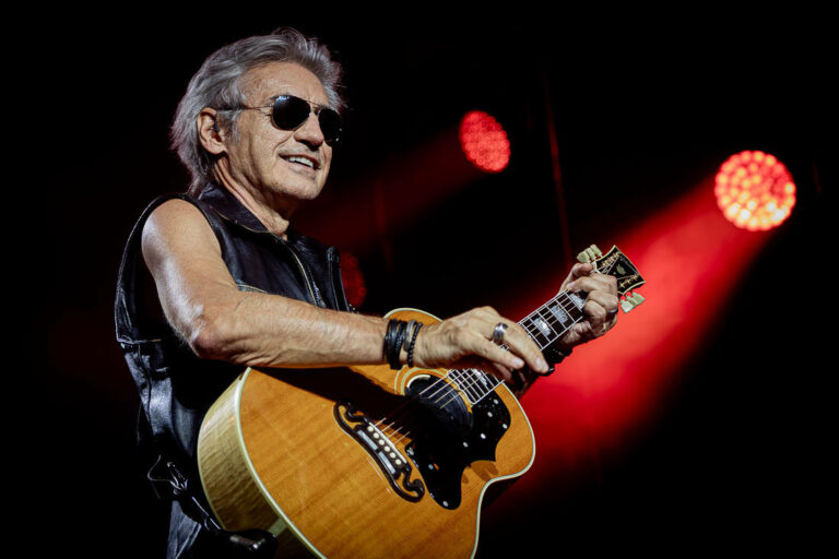 Luciano Ligabue e la sua “Notte di Certe Notti” emozionano Firenze