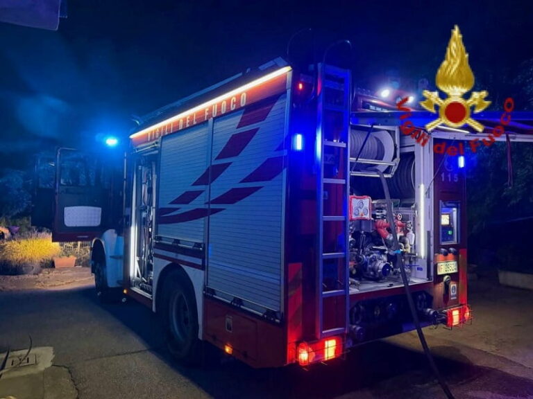 In fiamme una stanza in un’abitazione a Monsummano