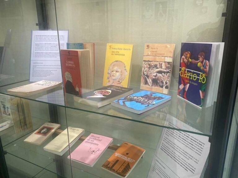 Prato ricorda Dario Fo con una mostra fotografica nel suo centenario