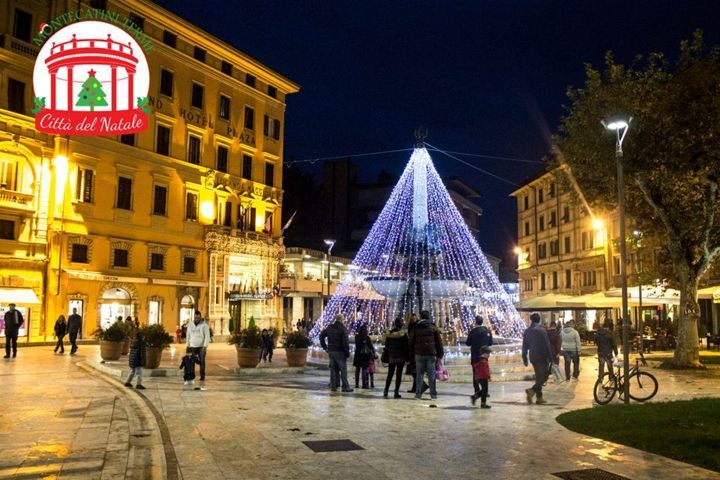Natale a Montecatini, i commercianti fiduciosi: “Ci sono i presupposti per ripartire” 