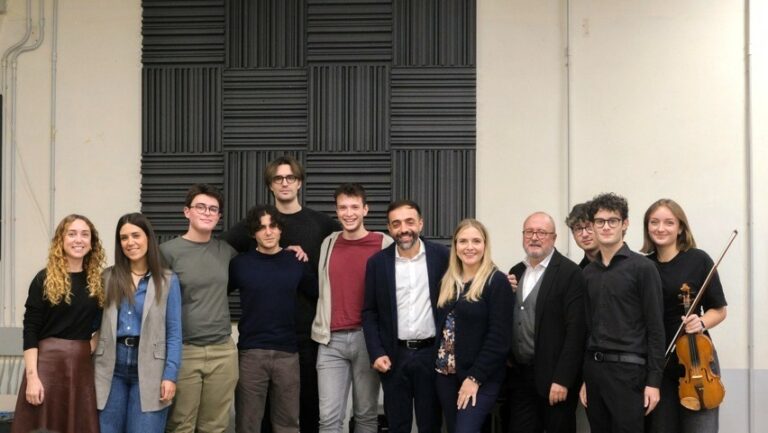 Campiello Giovani e Giovani di Confindustria al Liceo Forteguerri: incontro con vincitore e finalisti del premio